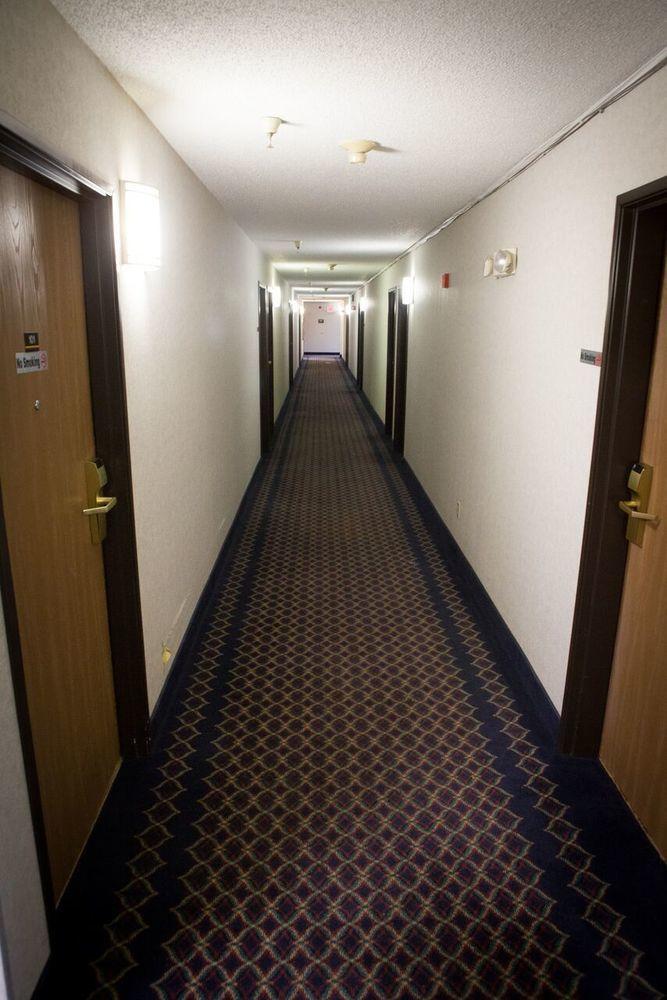 Regency & 3* Anoka