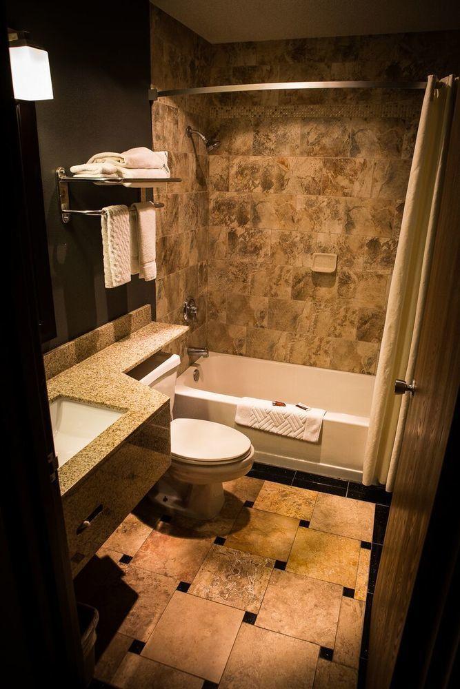 Hotel Regency &